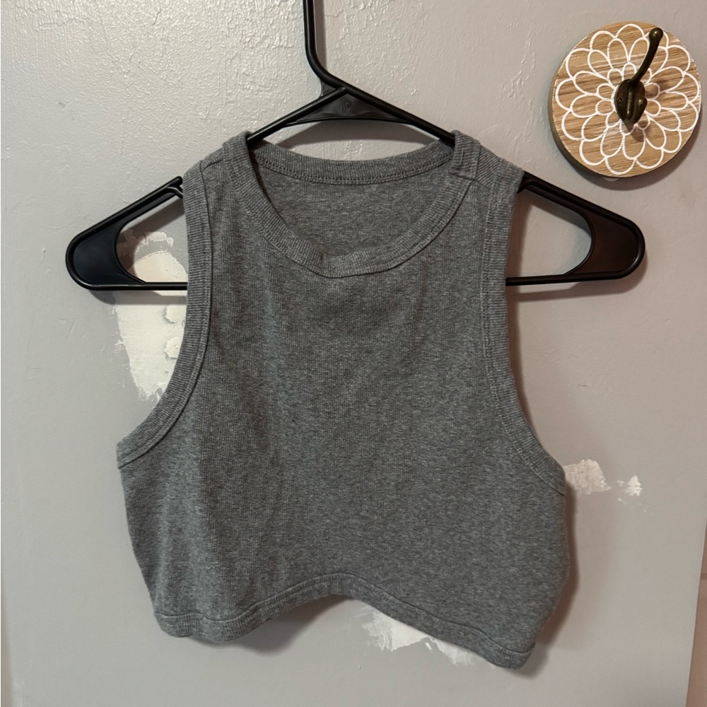 gray top